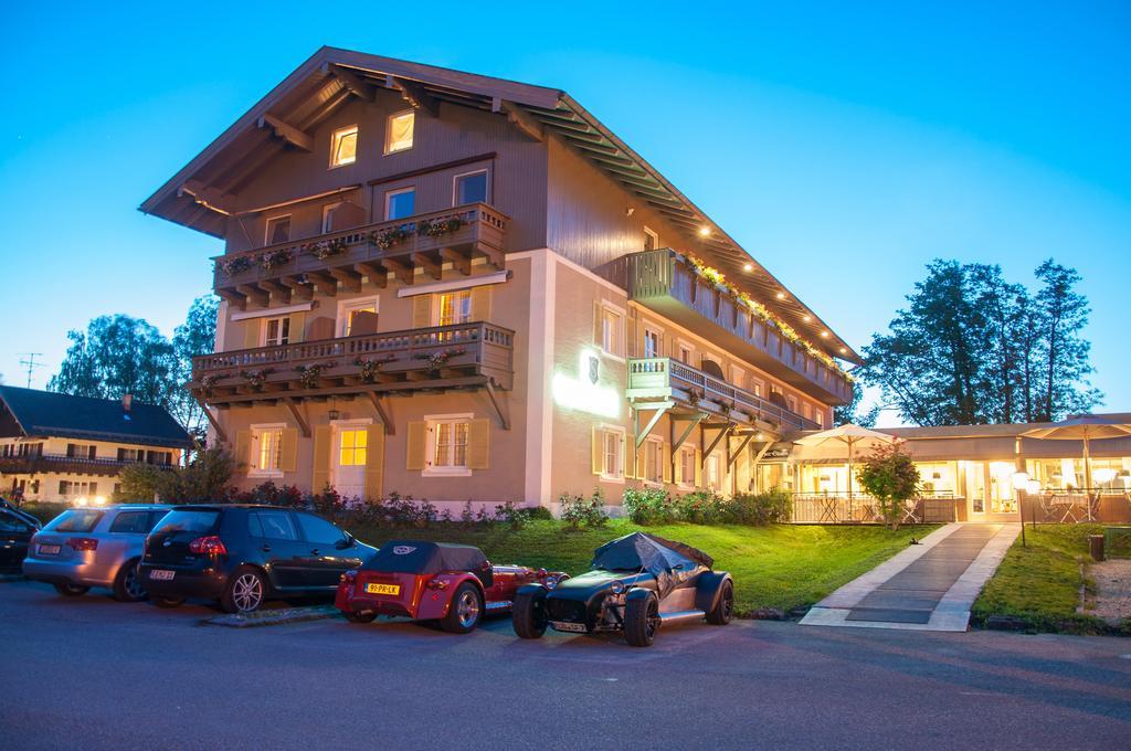 ホテル　Schlossblick Chiemsee プリーン・アム・キームゼー エクステリア 写真