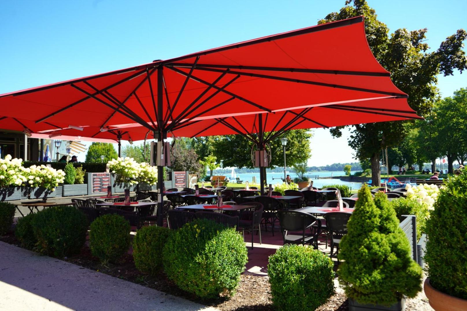 ホテル　Schlossblick Chiemsee プリーン・アム・キームゼー エクステリア 写真
