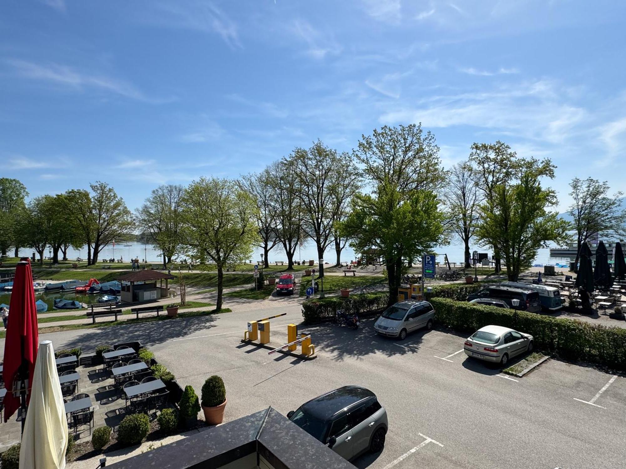 ホテル　Schlossblick Chiemsee プリーン・アム・キームゼー エクステリア 写真